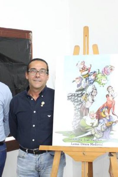 jose-sanchis-con-los-cargos-de-la-falla-saladar